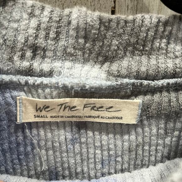 We The Free Swirl Tee Sz Small Light Night Tie Dye Mock Neck Long Sleeve Womens - Picture 3 of 8